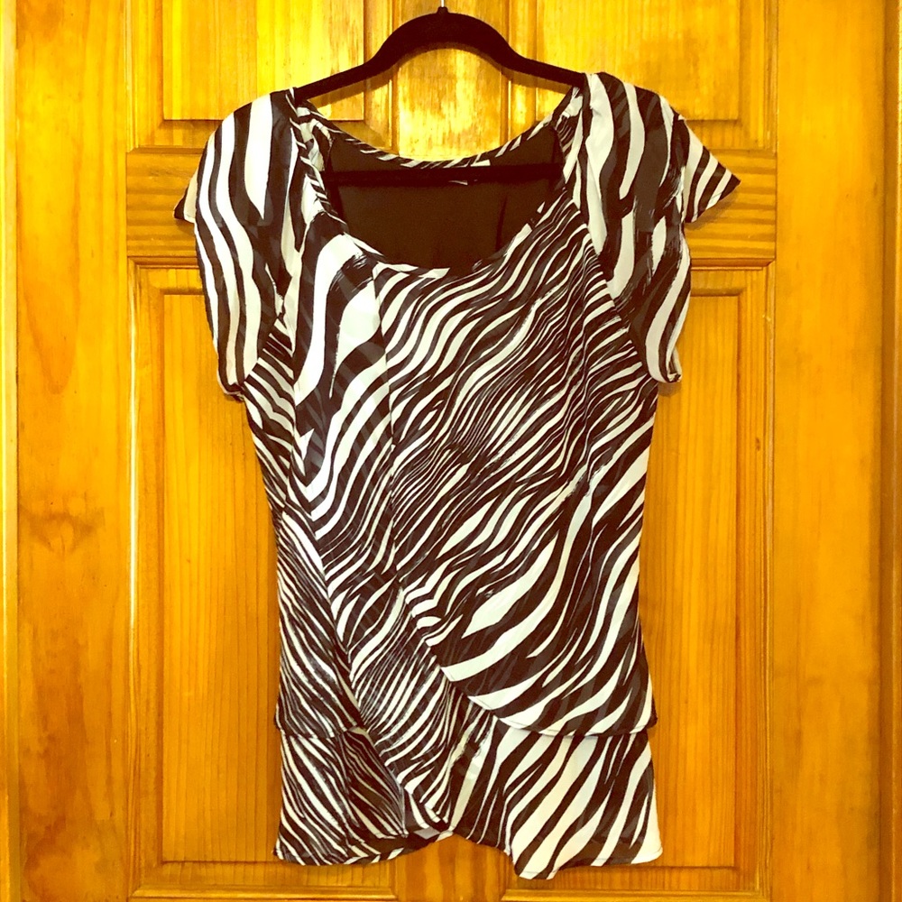 🦓Worthington Short Sleeve Zebra Print Blouse